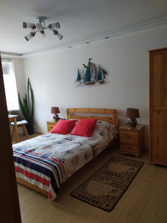 Apartament Pod Zaglami Apartamento Świnoujście Exterior foto